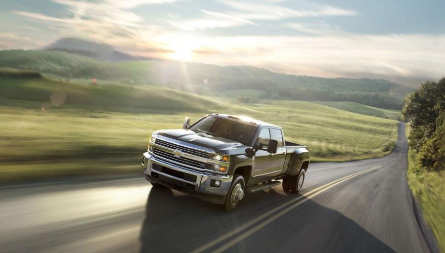  Chevrolet Silverado HD 2015 года  (фото 8 из 19)